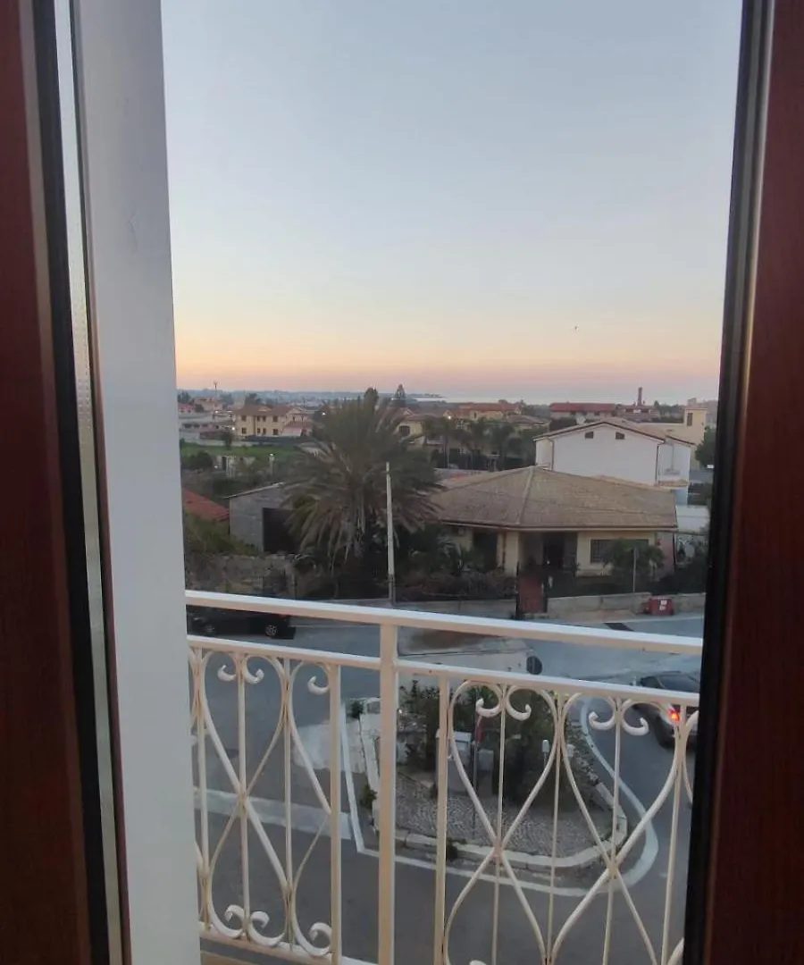 Bed and Breakfast Casa Di Mitri Carini Italia
